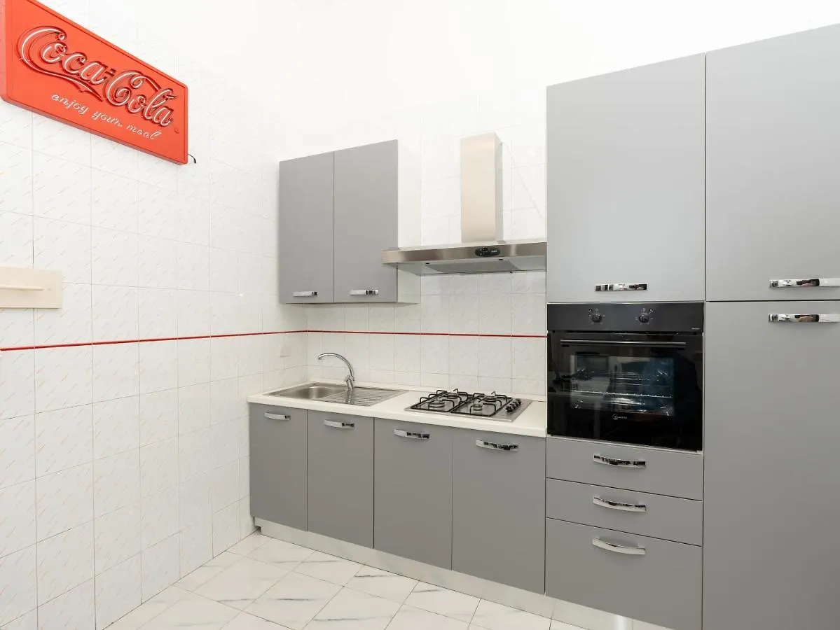 Holiday House Napoli Italie